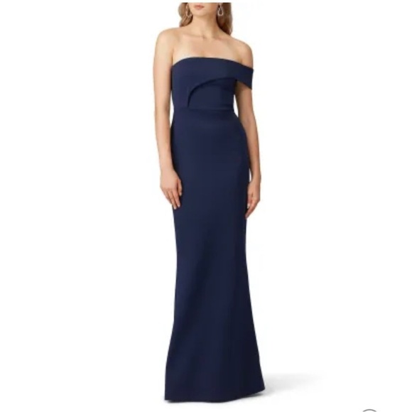 Black Halo
Navy Molten Off Shoulder Gown size 16. EUC - Picture 1 of 10